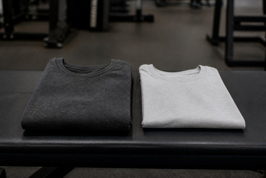 Heavyweight vs Lightweight Gym Fabrics: A Complete Comparison